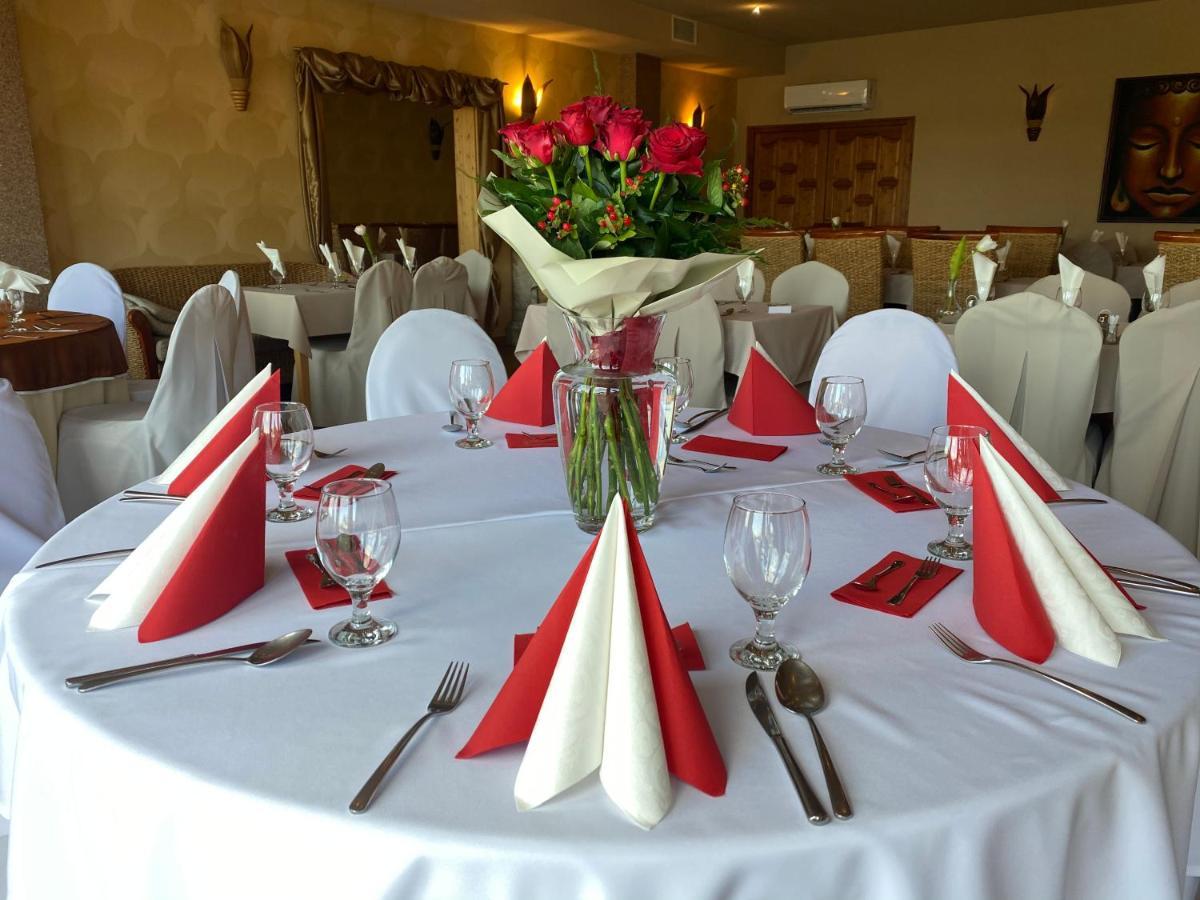 Malom Club Panzio Bed & Breakfast Baja