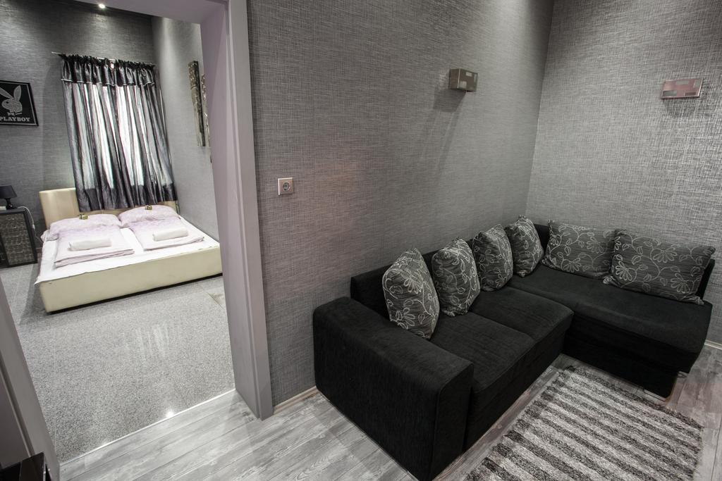 Bed & Breakfast Malom Club Panzio 2*